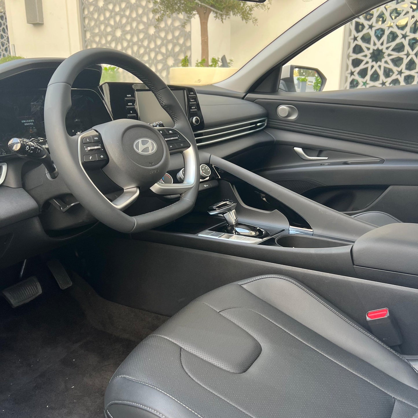 Hyundai Elantra 2025