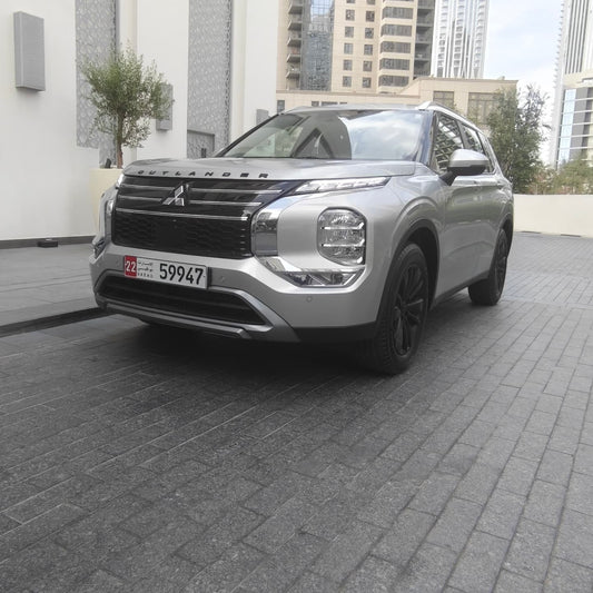 MITSUBISHI OUTLANDER 2026